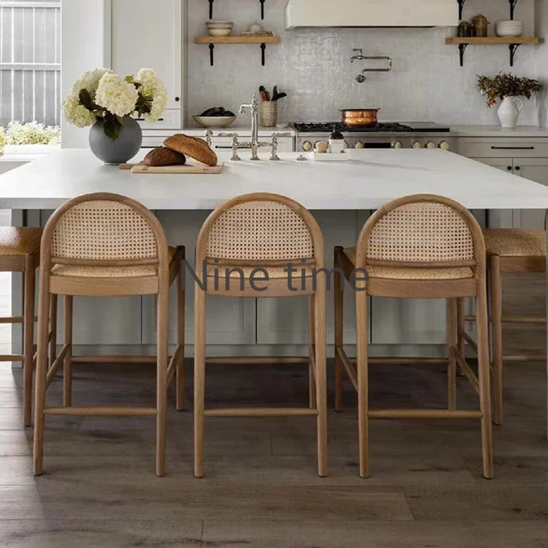 Commercial Kitchen And Bar - เก้าอี้บาร์ครัวไม้จริงหวายดีไซน์เก๋ เก้าอี้เสริมส้นสูงสำหรับร้านเสริมสวย เคาน์เตอร์คาเฟ่ เฟอร์นิเจอร์บ้าน เฟอร์นิเจอร์บาร์
